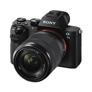 Sony ILCE 7 Mark II K 28 70mm f3.5 5.6 OSS