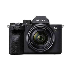 Sony ILCE 7 Mark IV K 28 70mm f3.5 5.6 OSS